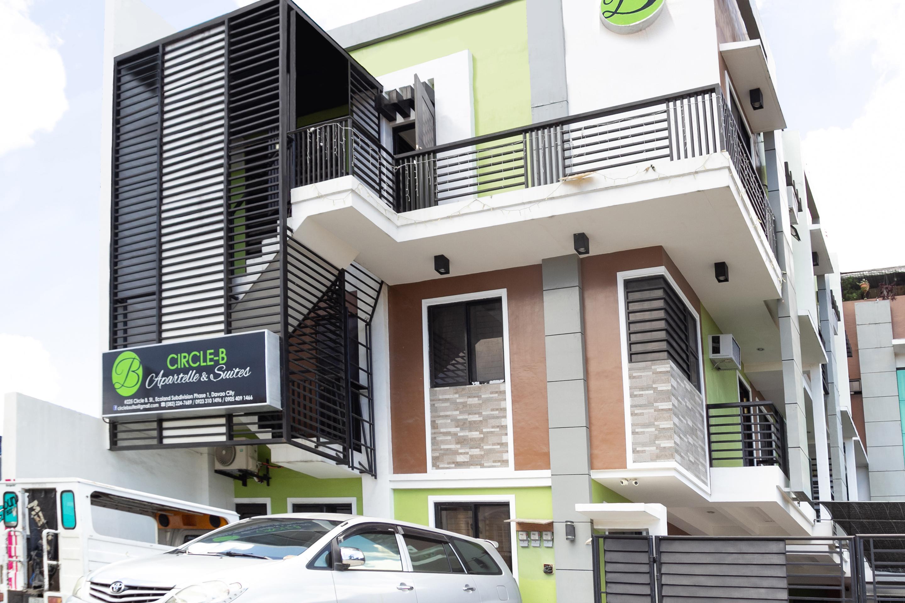 Circle B Appartelle And Suites Davao Stadt Exterior foto